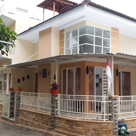 Villa Two One Exotic Private Pool Di Batu Batu  Exterior photo